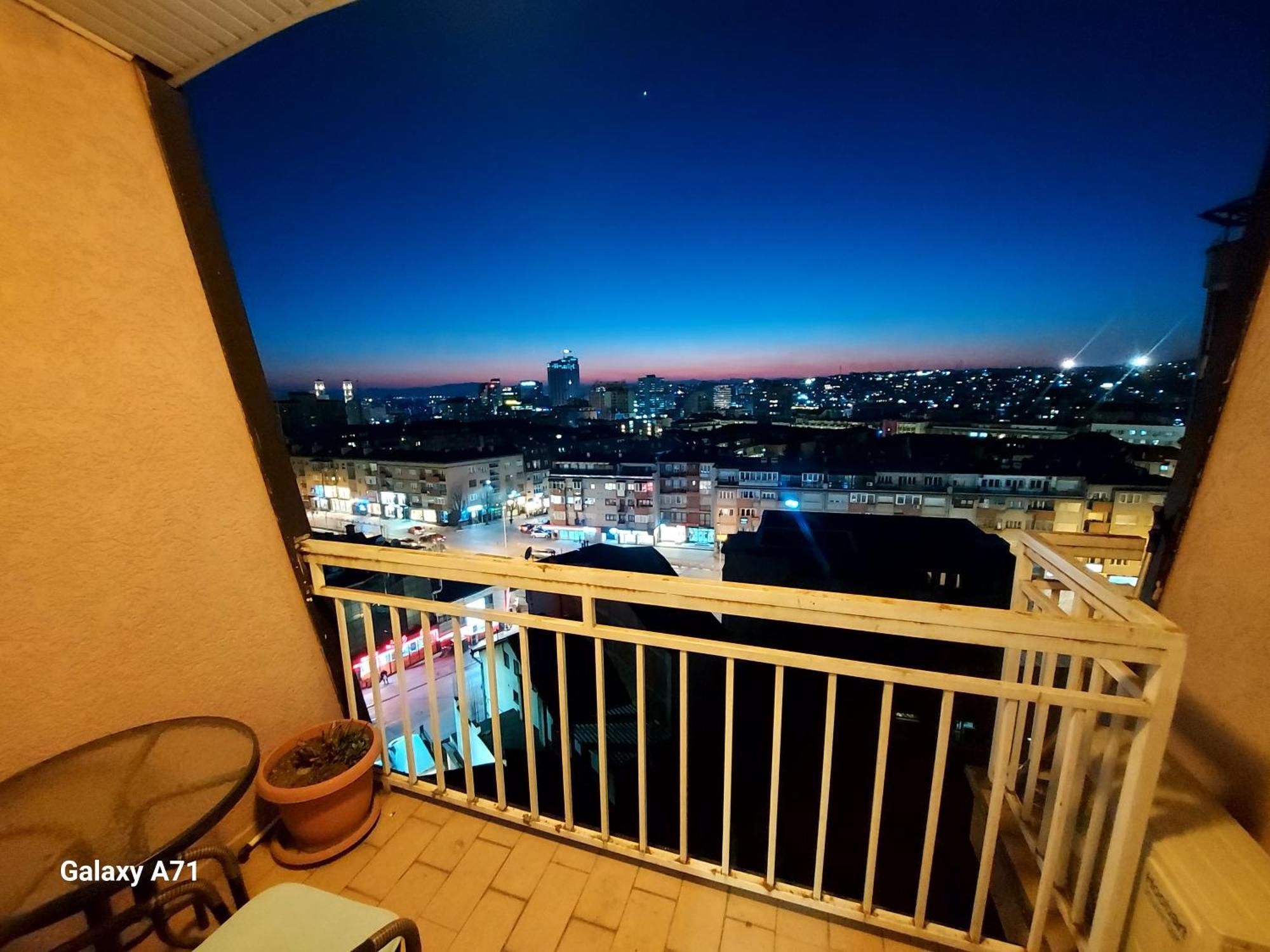Gorgeous Apartment With City View In The City Center Приштина Екстер'єр фото